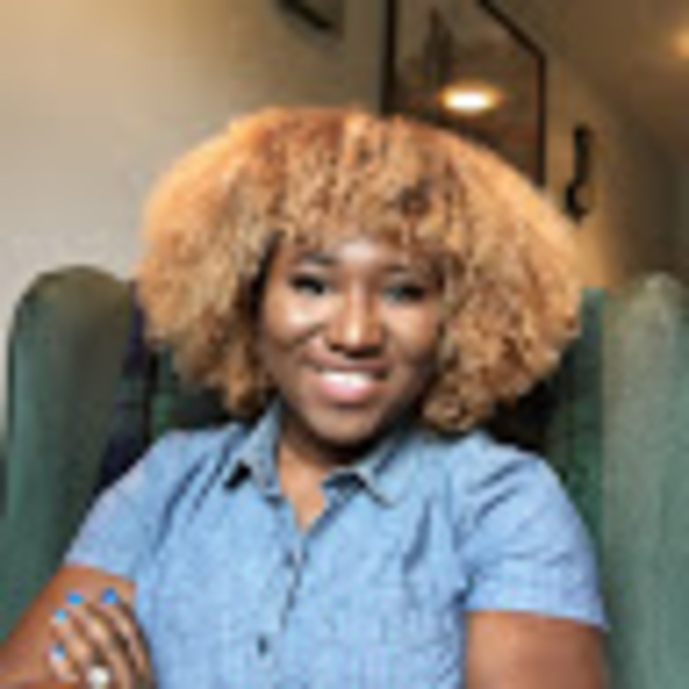 Meet your Posher, Cyre